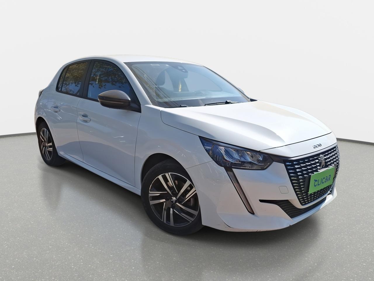 Automovil Peugeot 208