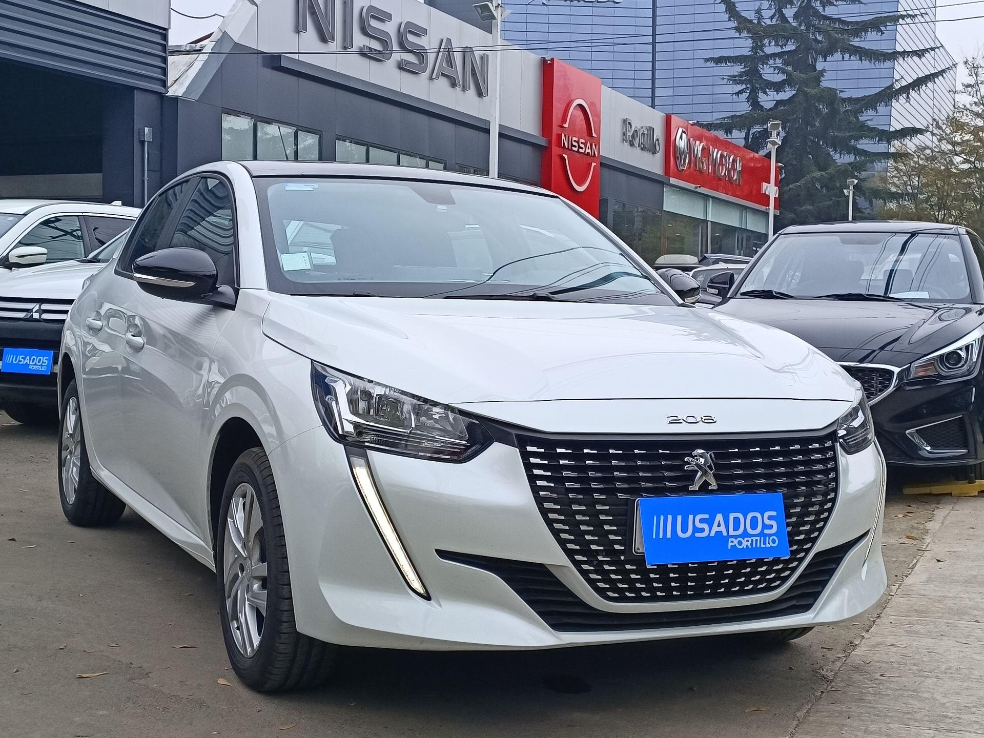 Automovil Peugeot 208