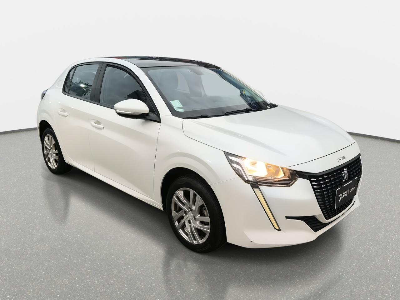 Automovil Peugeot 208