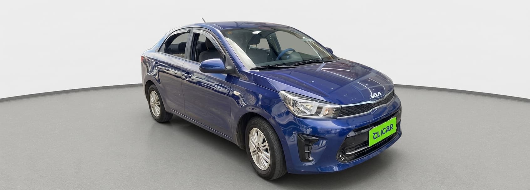 Automovil Kia Soluto