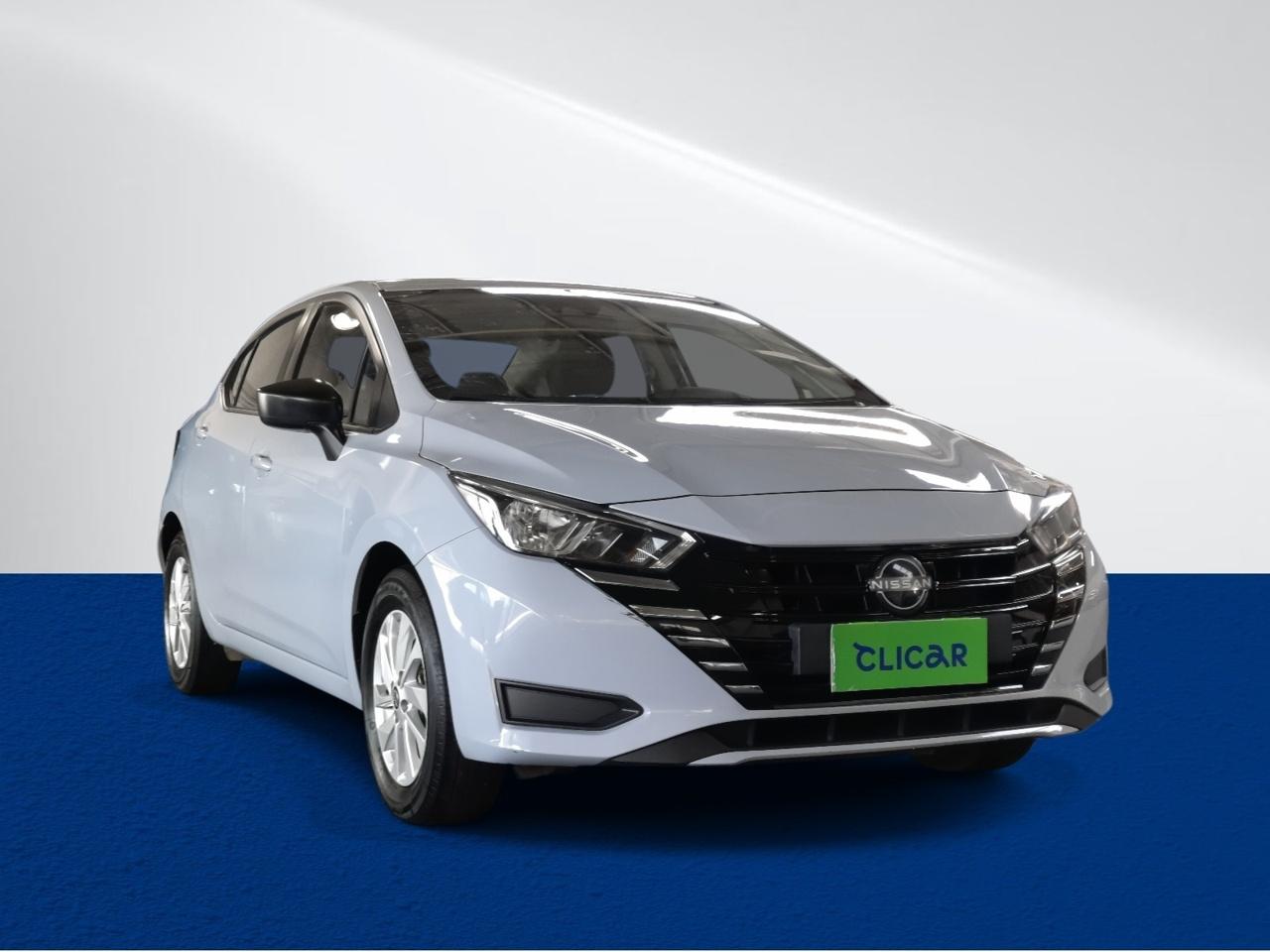 Automovil Nissan Versa