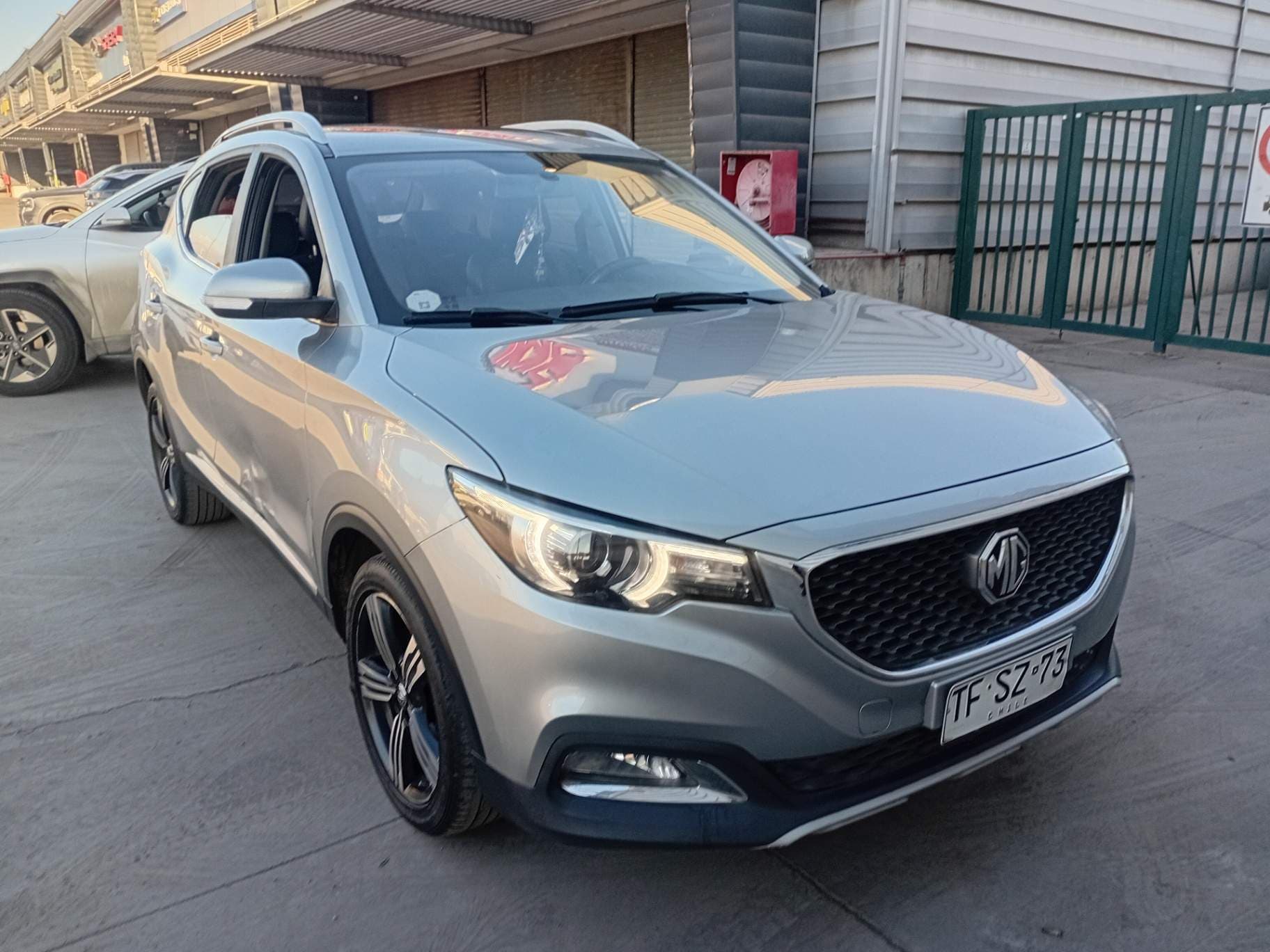 Suv Mg Mg Zs