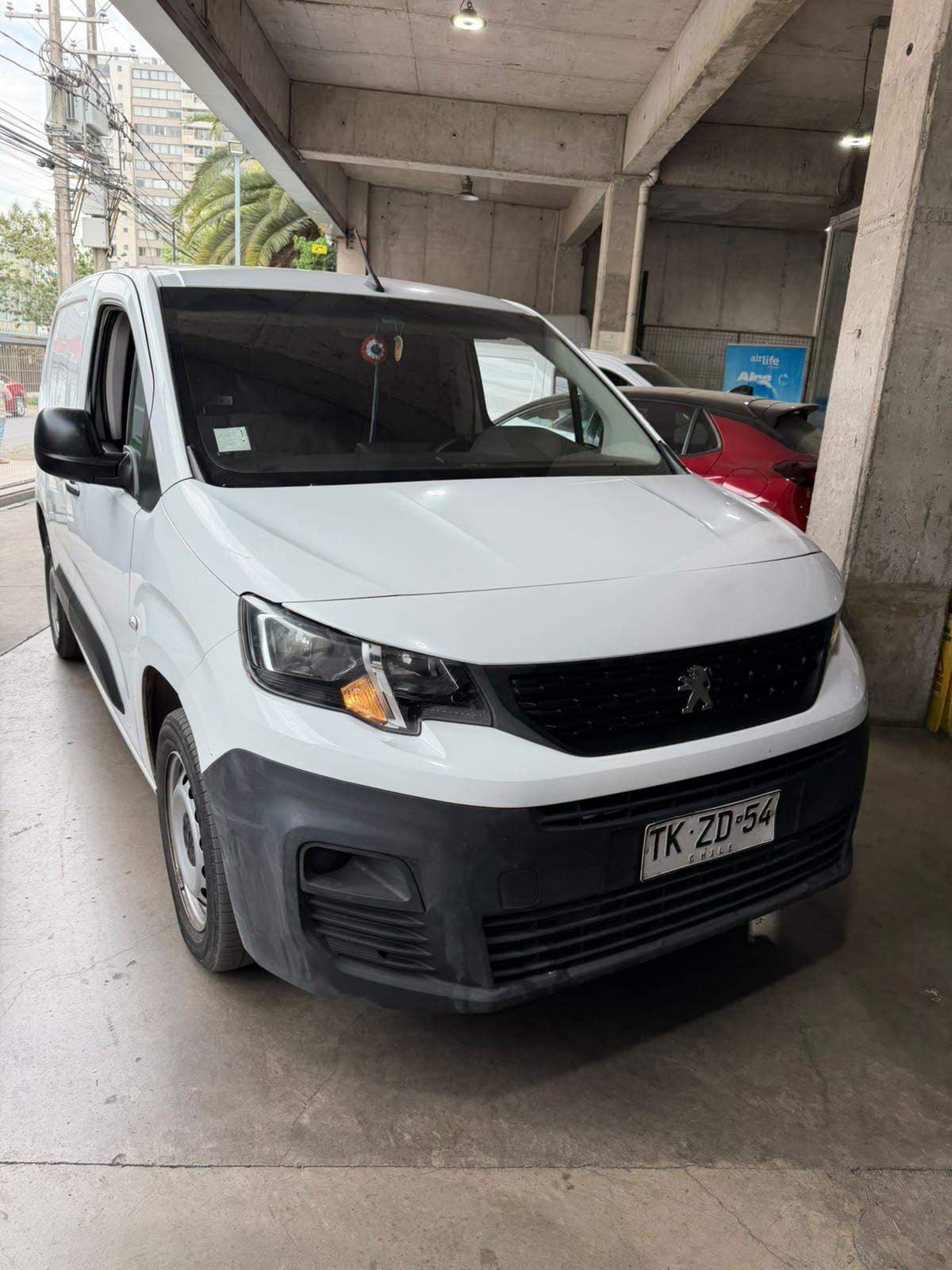 Furgon Peugeot Partner