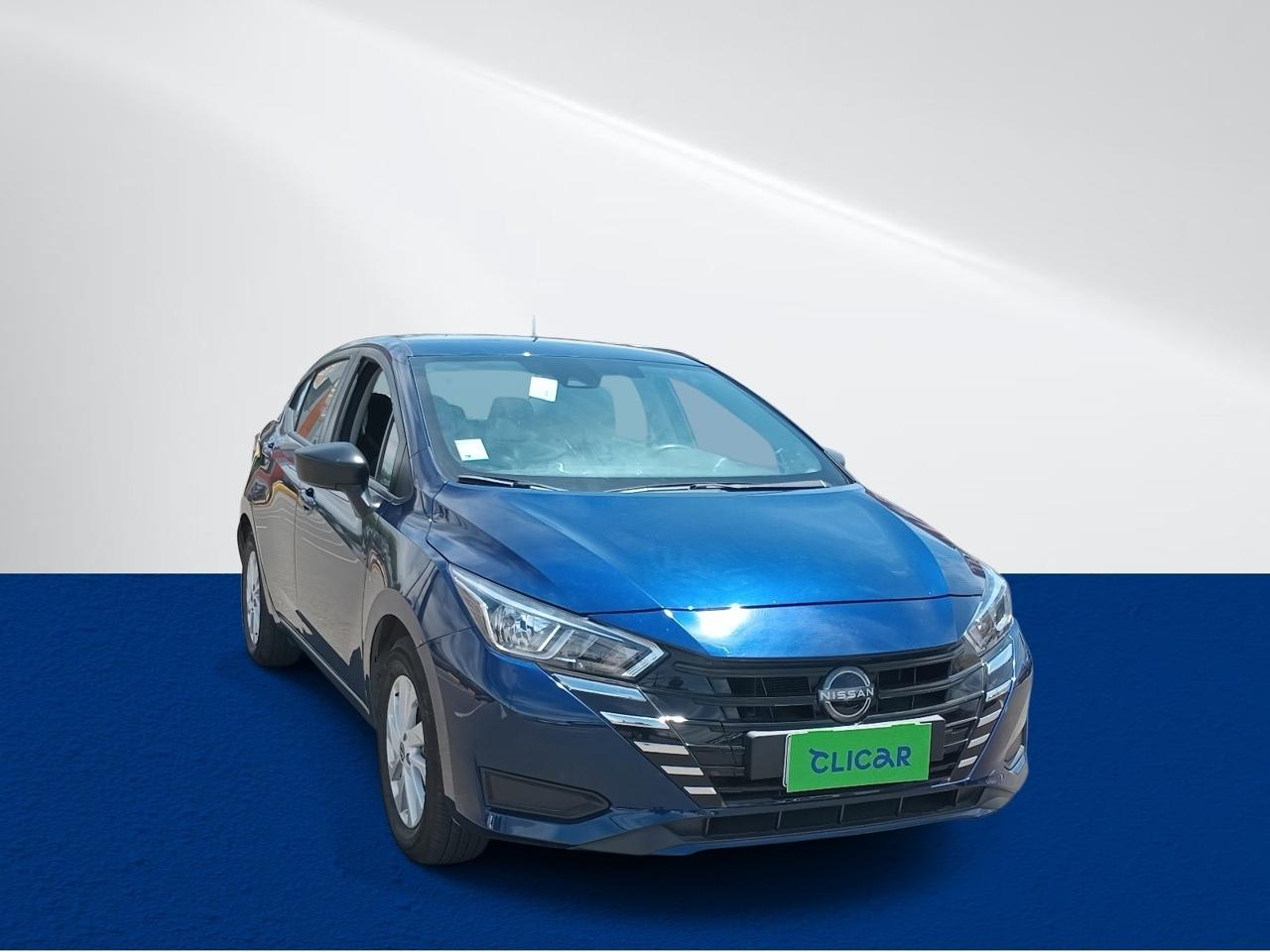 Automovil Nissan Versa