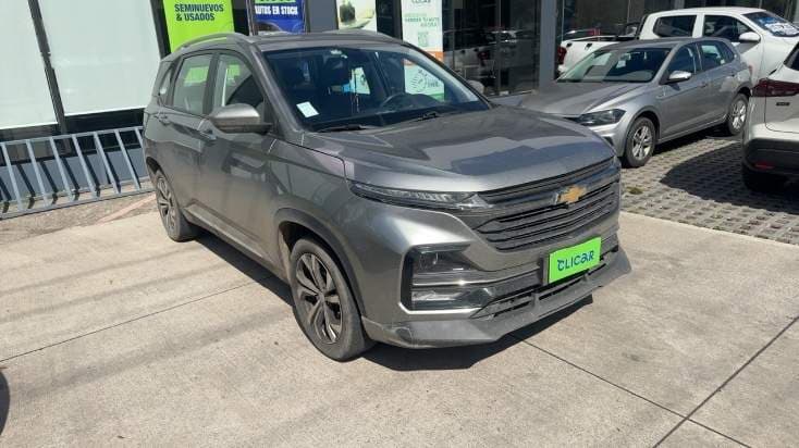 Station Wagon Chevrolet Captiva