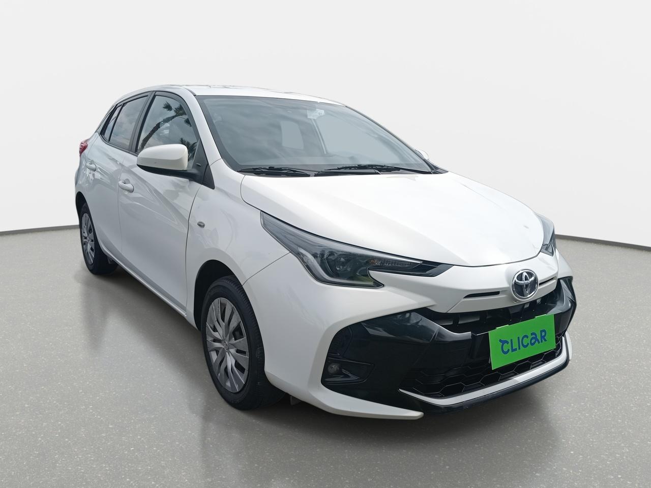 Automovil Toyota Yaris