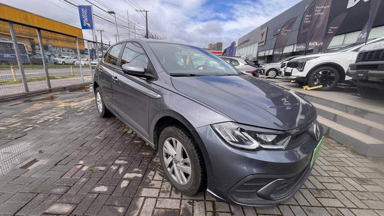 Automovil Volkswagen Polo