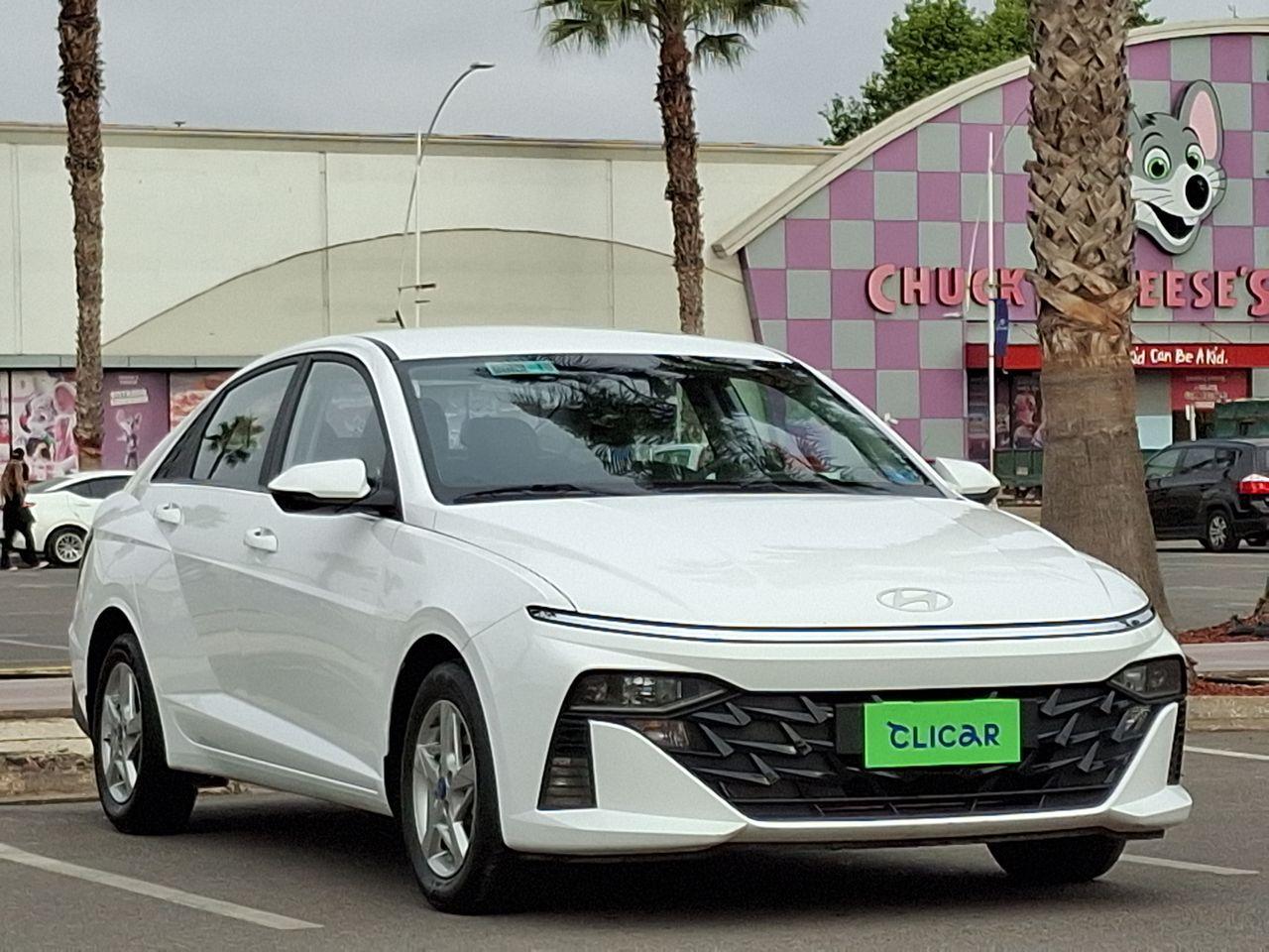 Automovil Hyundai Accent