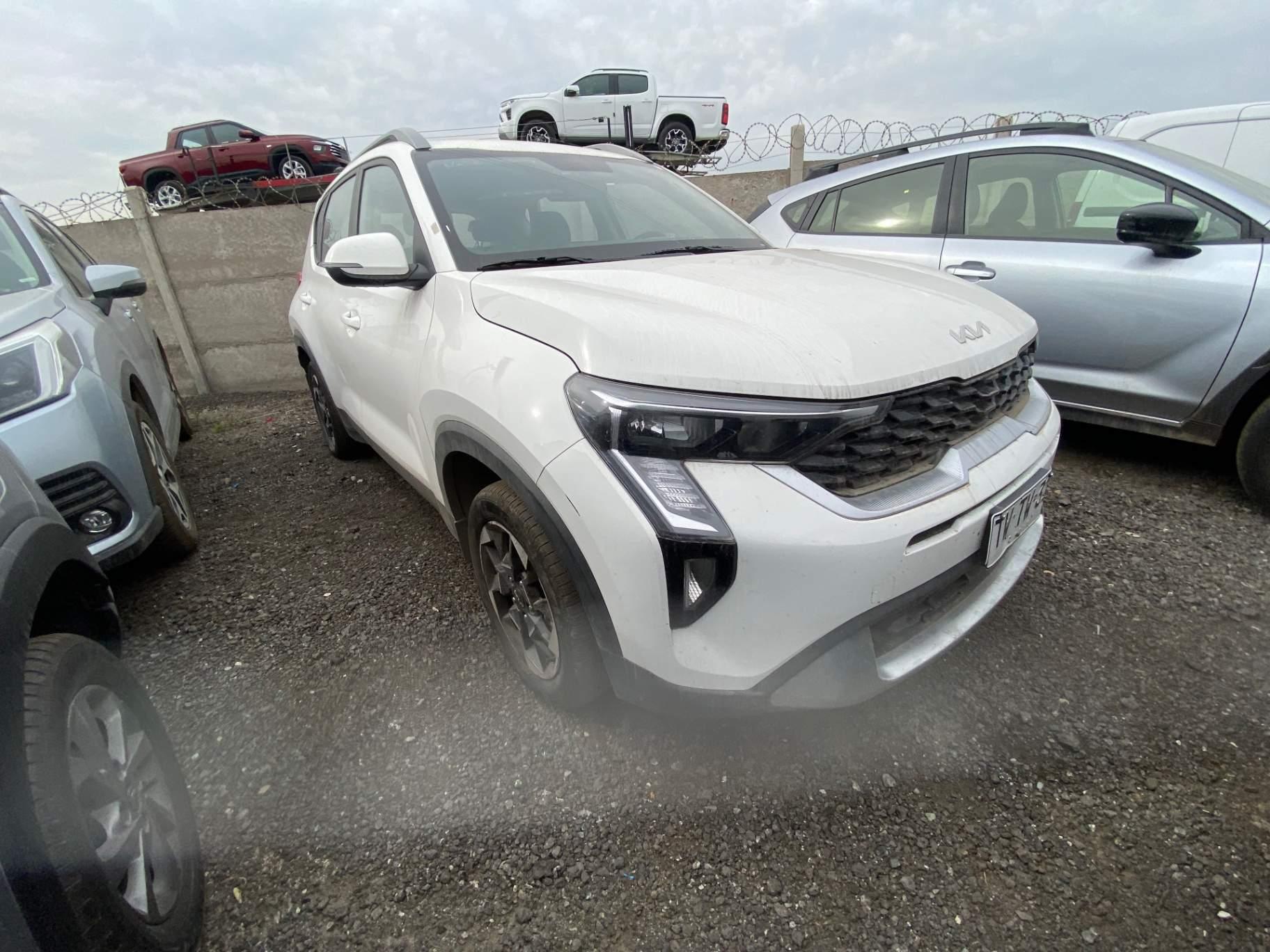 Station Wagon Kia Sonet