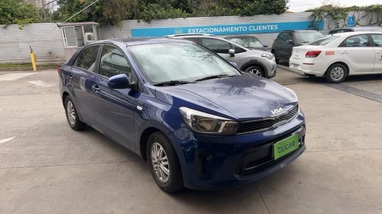 Automovil Kia Soluto