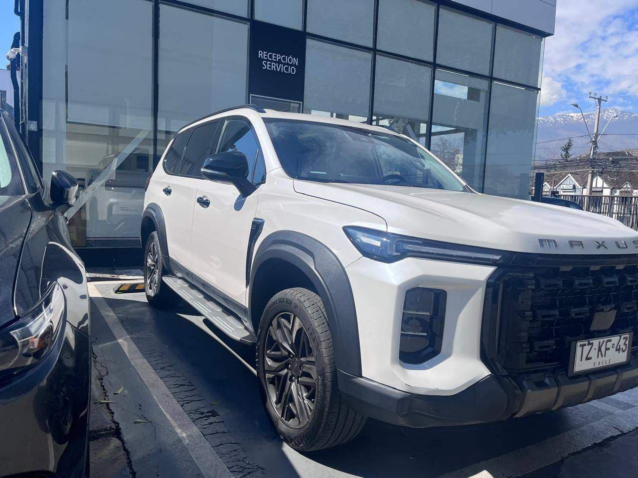 Suv Maxus D90