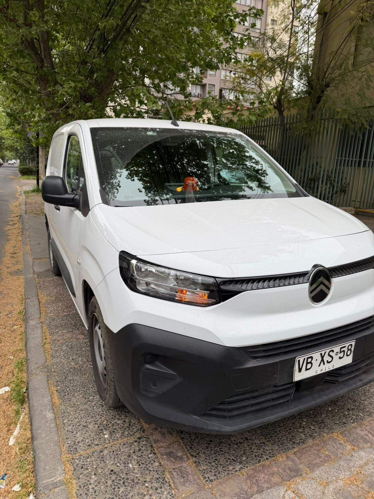 Furgon Citroen Berlingo