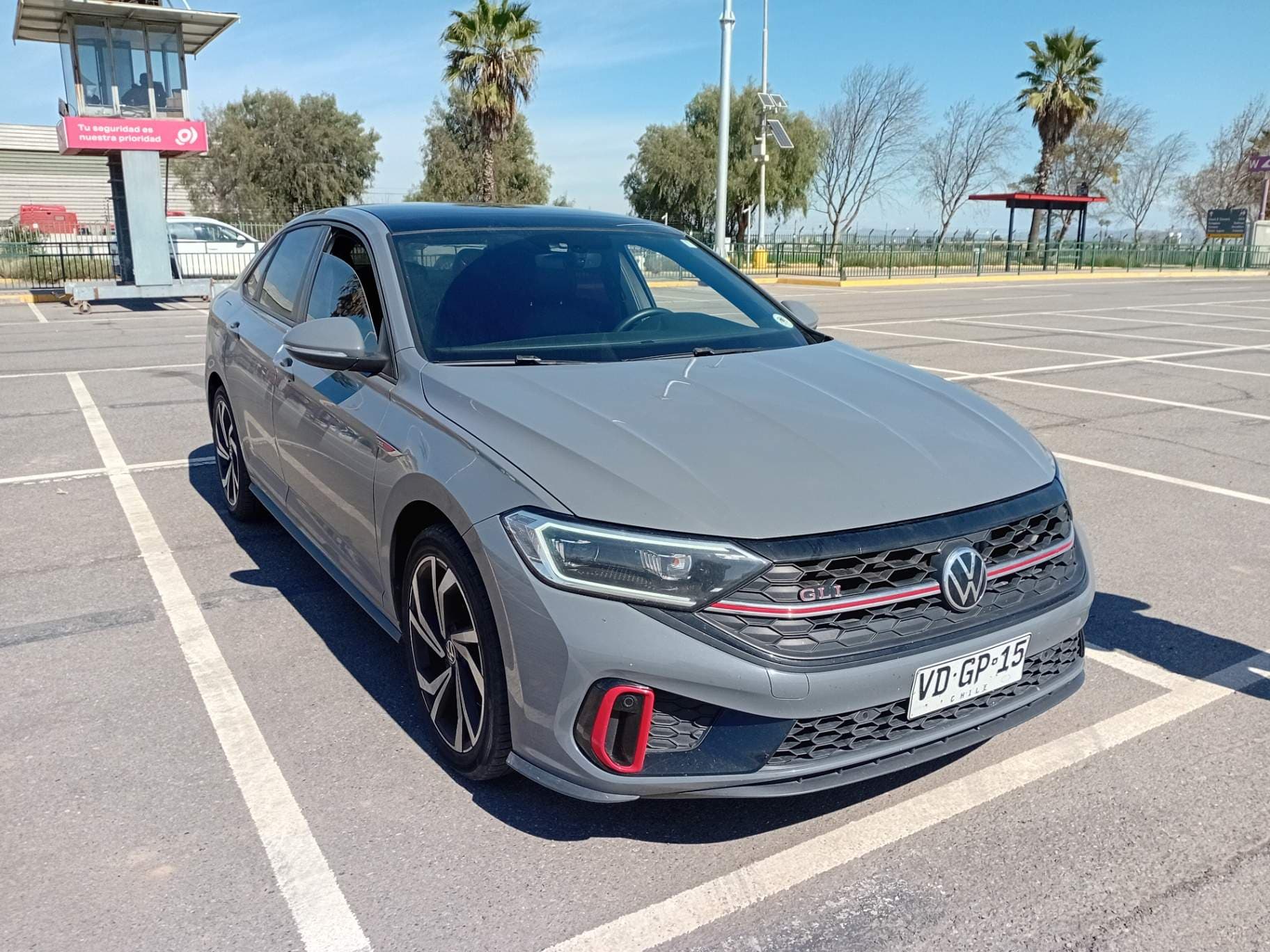 Automovil Volkswagen Jetta