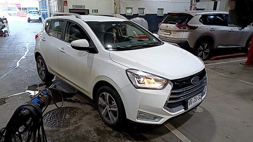 Automovil Jac Js2