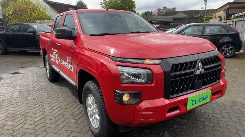 Camioneta Mitsubishi L200