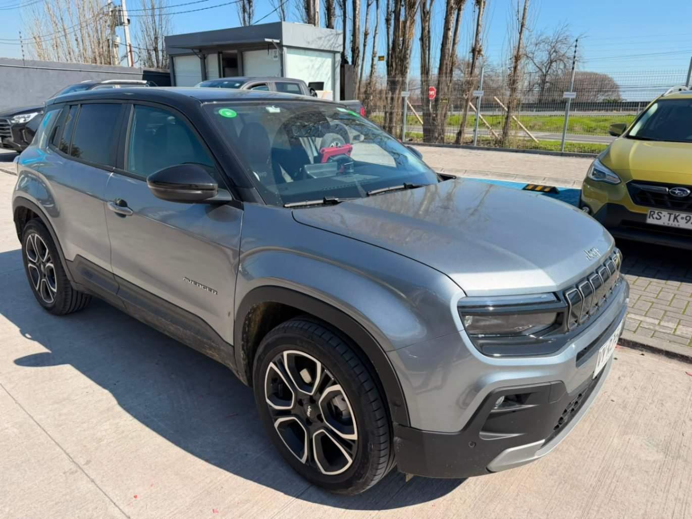Suv Jeep Avenger