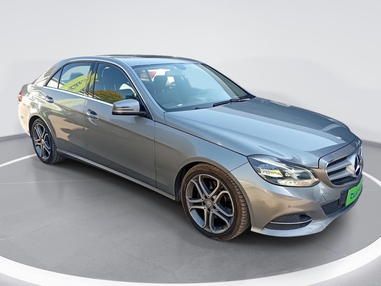 Automovil Mercedes Benz E 200